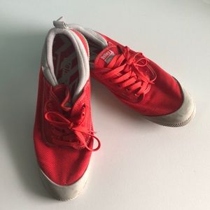 Men’s Sneakers